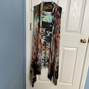 Adore sleeveless duster. Size Large.